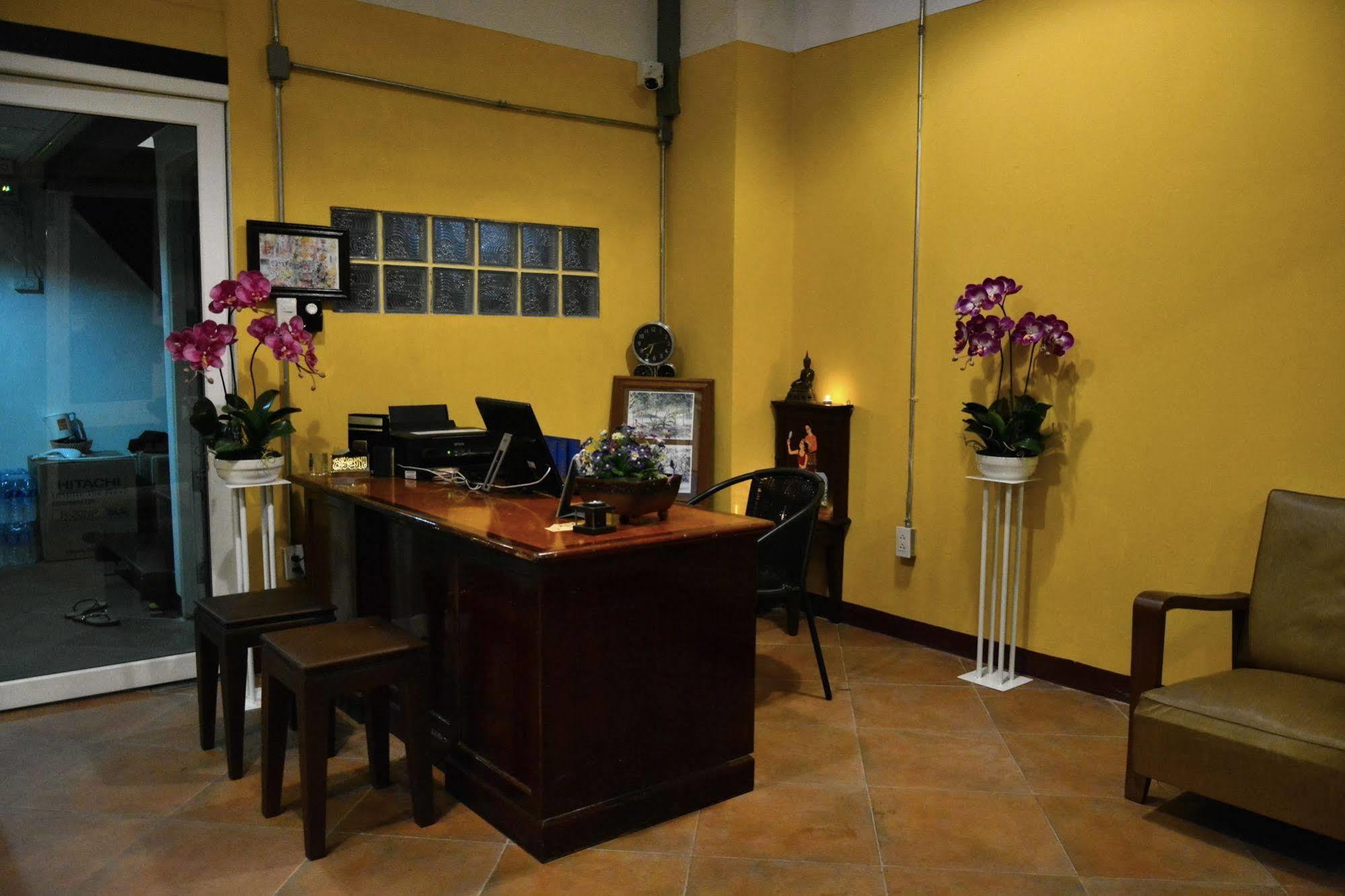 Seedling House Pattaya Exterior photo